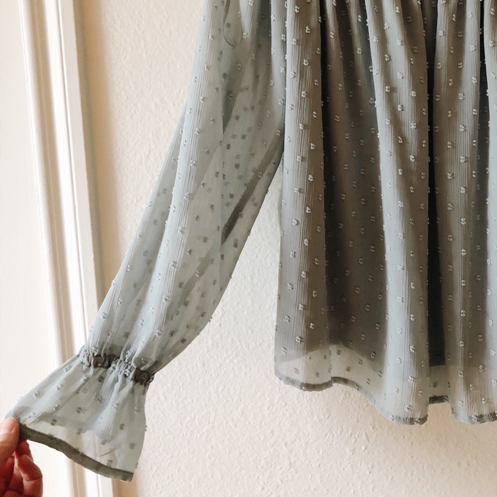 Blouse - Picture 2 of 5